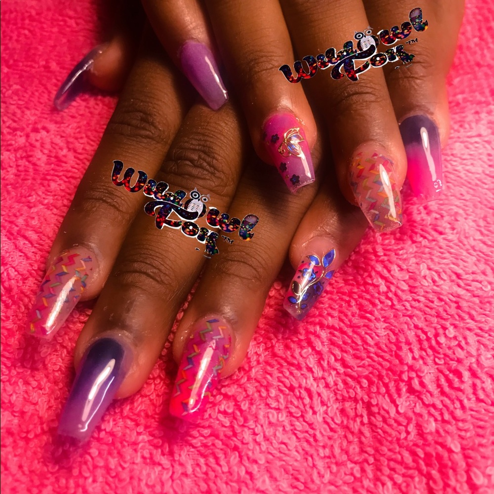 Press on nails